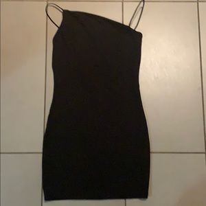 cute black dress!!